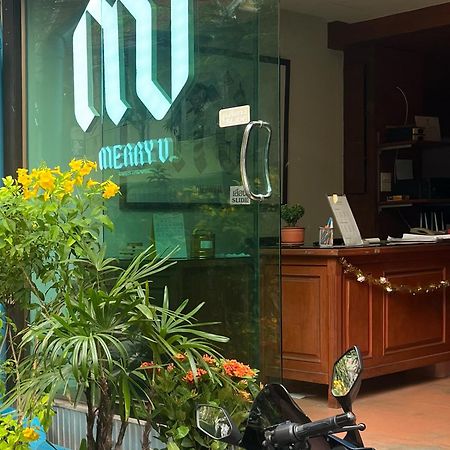 Merry V Guesthouse Bangkok Exterior foto